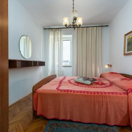 Anamarija Apartments Near The Beach And The Fantastic Adria Sea With Over 10 Small Islands Close By Фунтана Экстерьер фото