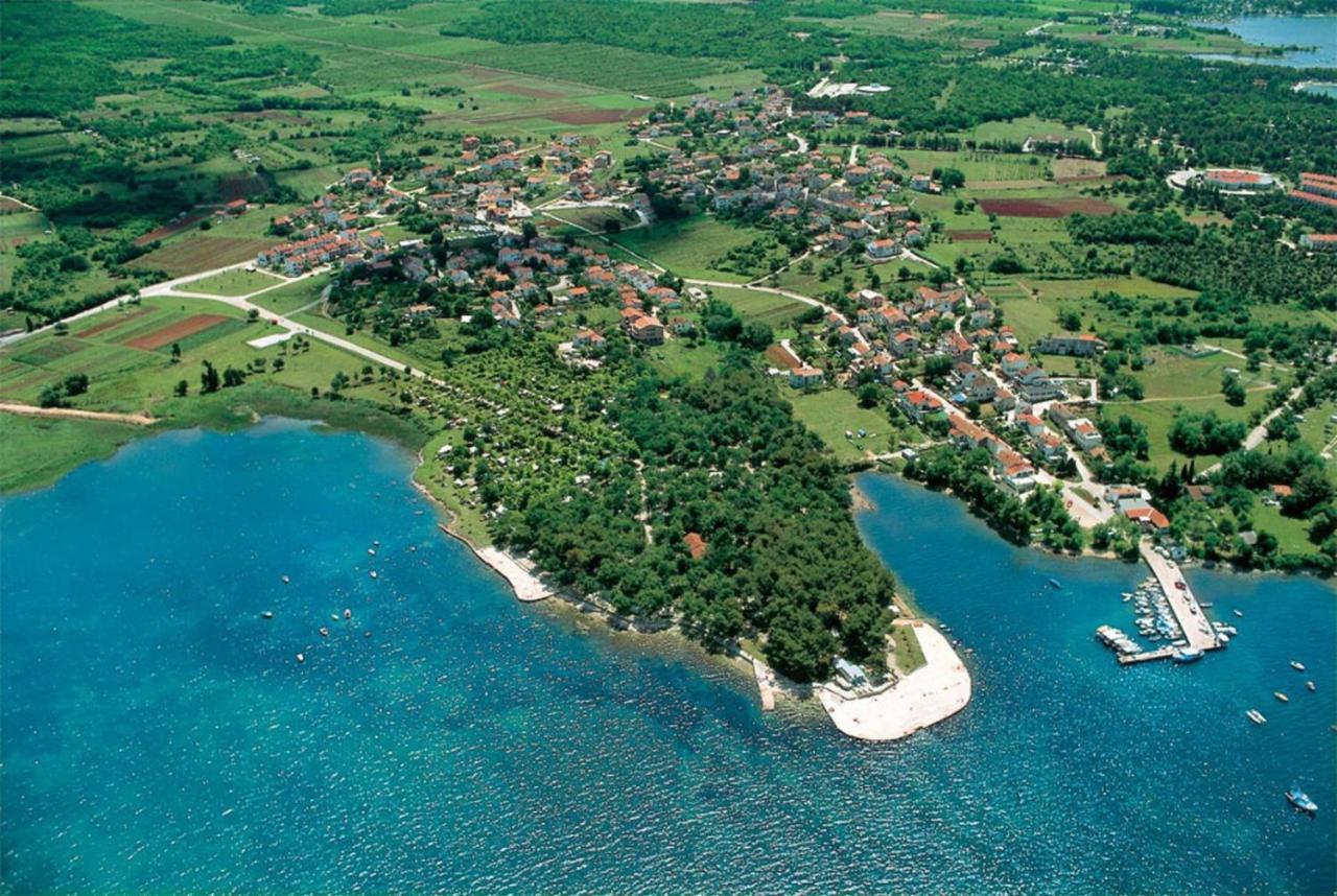 Anamarija Apartments Near The Beach And The Fantastic Adria Sea With Over 10 Small Islands Close By Фунтана Экстерьер фото